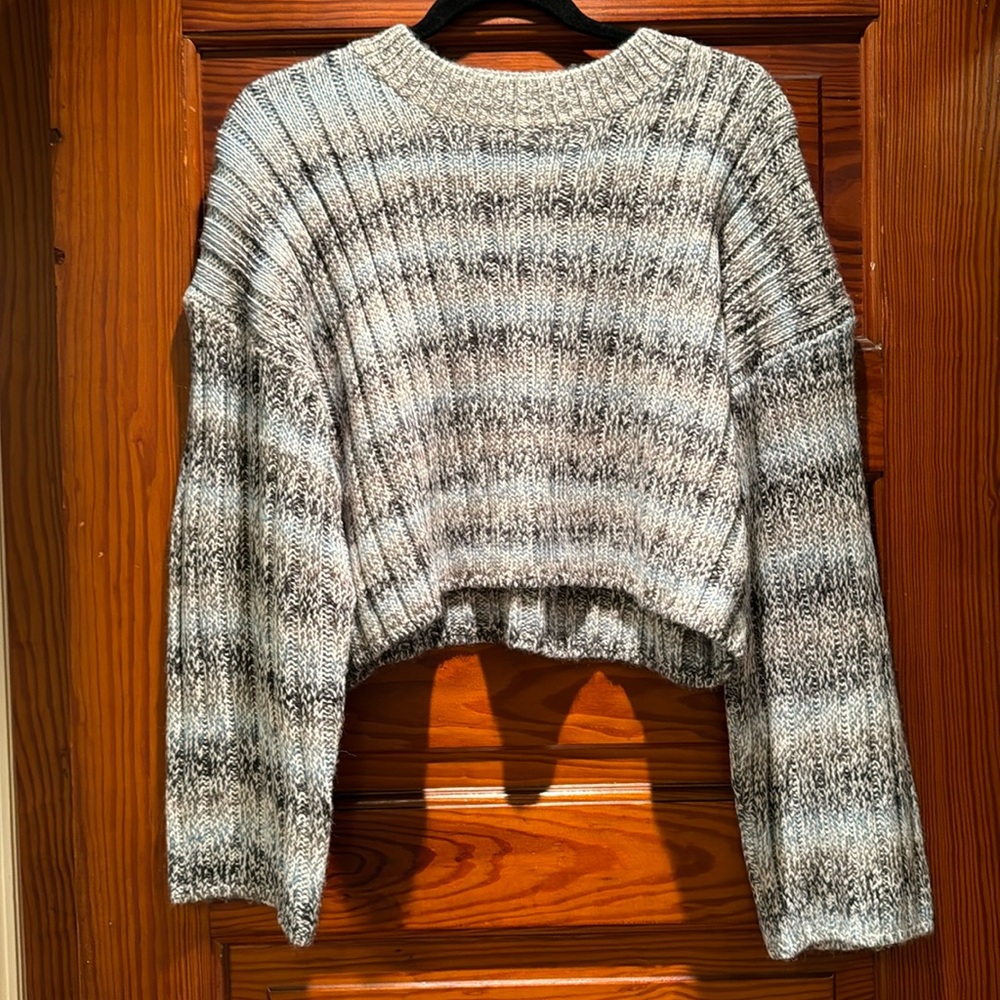 N | A Cropped Sweater